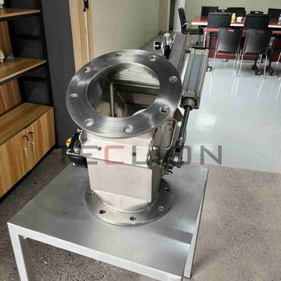 A swing plate directional valve with an angle of 60 ° suitable for gravity unloading