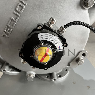 Dual channel directional valve made of stainless steel and cast aluminum material
