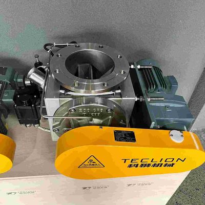 Stainless Steel Granular Rotary Feeder Motor Medium Discharge High Pressure
