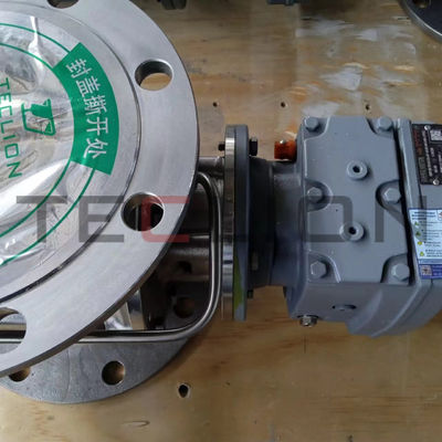 Rotary Valve For Conveying Porous Carbon Materials